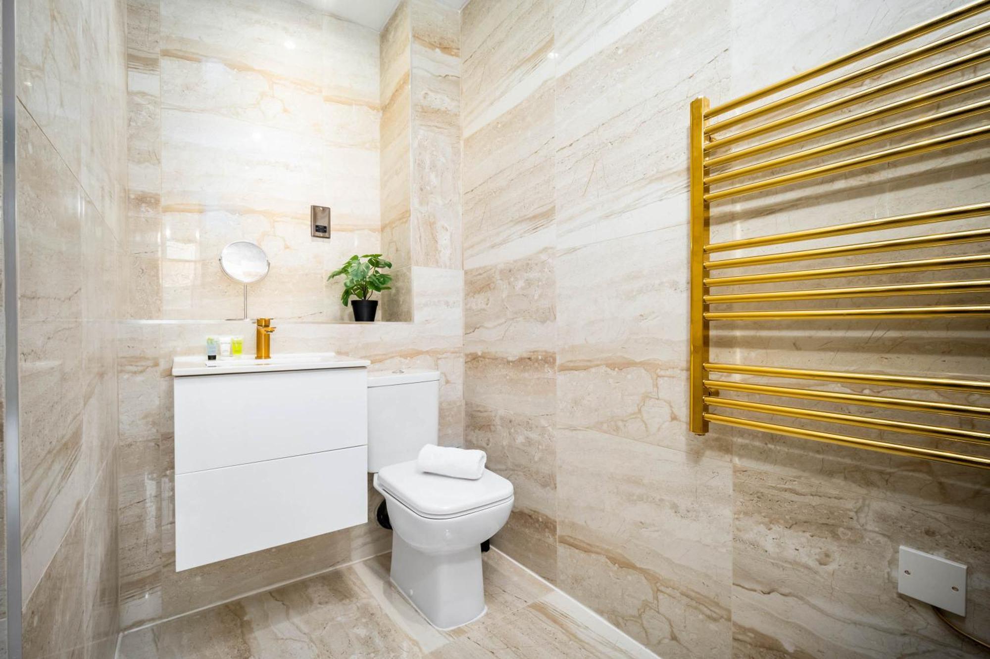Brand New Luxury Apartment - 2 Bedroom - City Centre - Jq - Wifi - Netflix - 10Ah 伯明翰 外观 照片